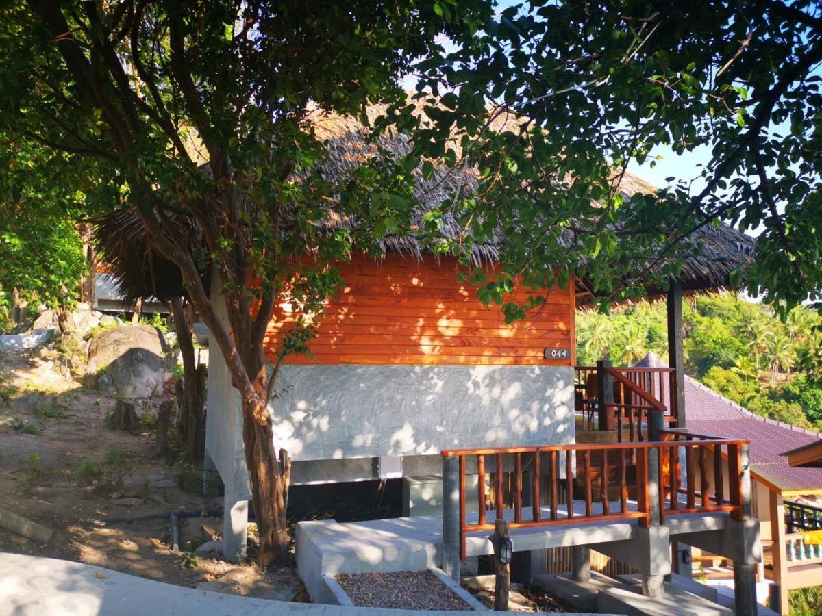 Koh Tao Relax Freedom Beach Resort Exterior photo